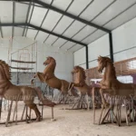 https://sintstatue.com/product/life-size-outdoor-horse-statue/