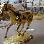 gold horse figurine