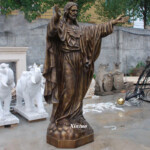 Sacred Heart of Jesus Garden Statue