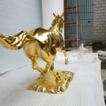 gold horse figurine