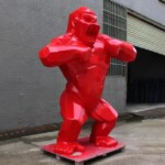 wild kong sculpture