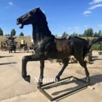 war horse sculpture