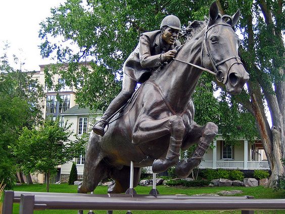 Life Size Outdoor Horse Statue