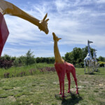 metal giraffe garden sculpture