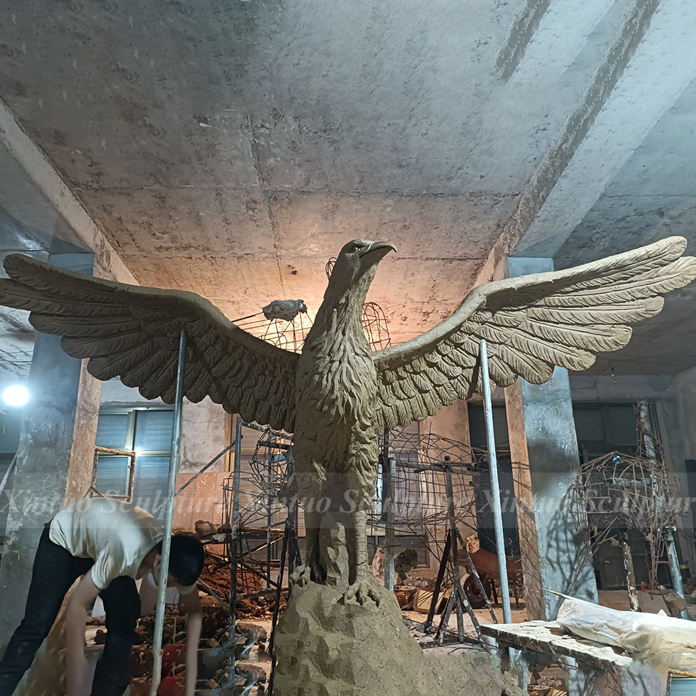 Large Outdoor Eagle Statues