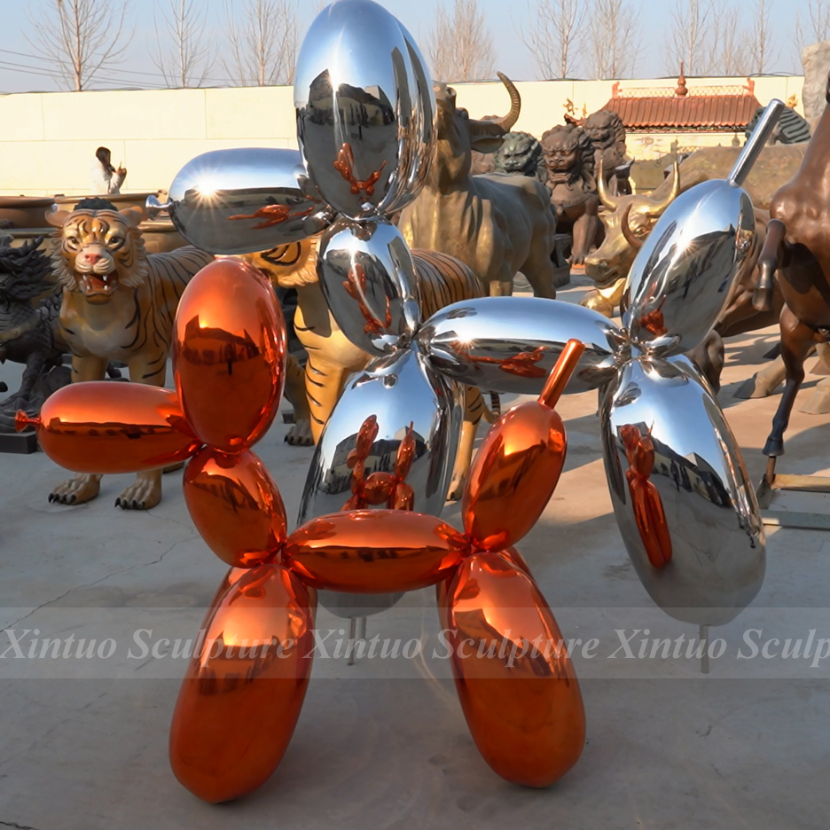 large balloon dog garden ornament