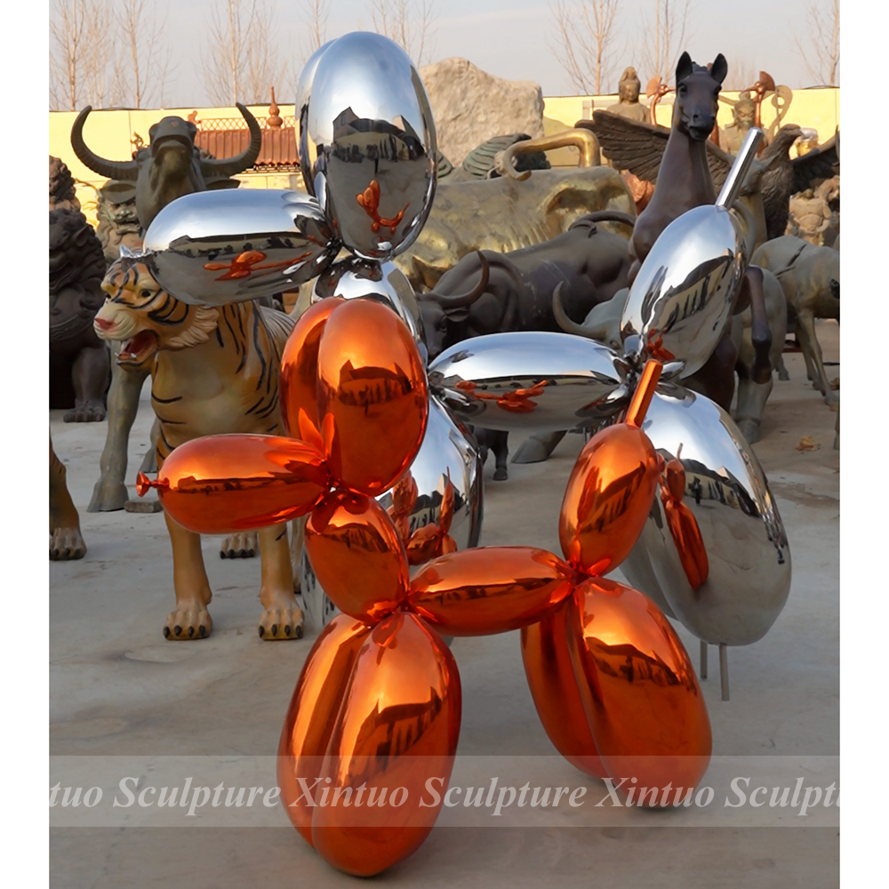 large balloon dog garden ornament