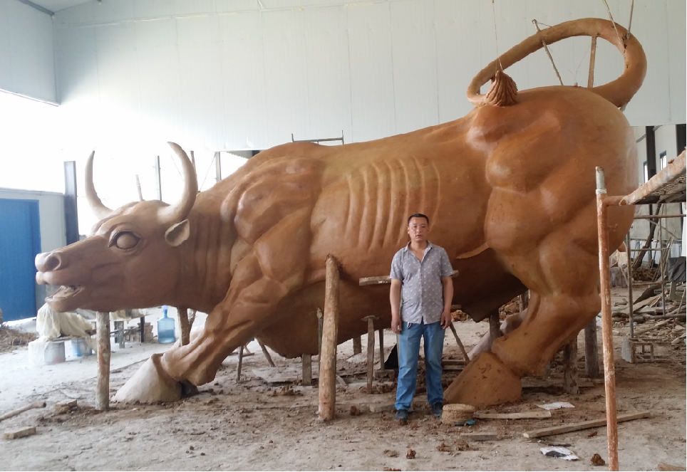 Wall Street Bull Sculpture
