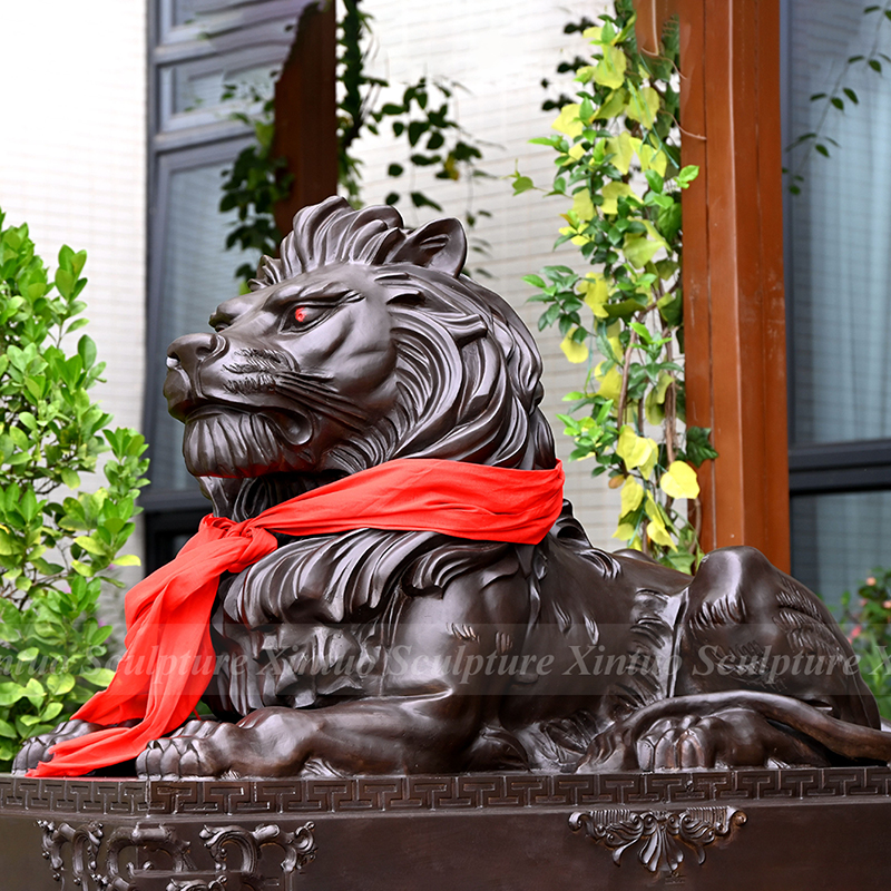 lion statues