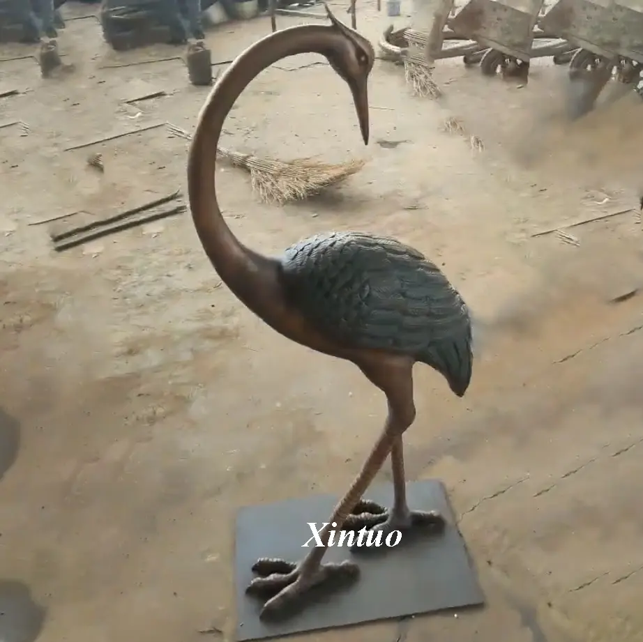 garden crane statues