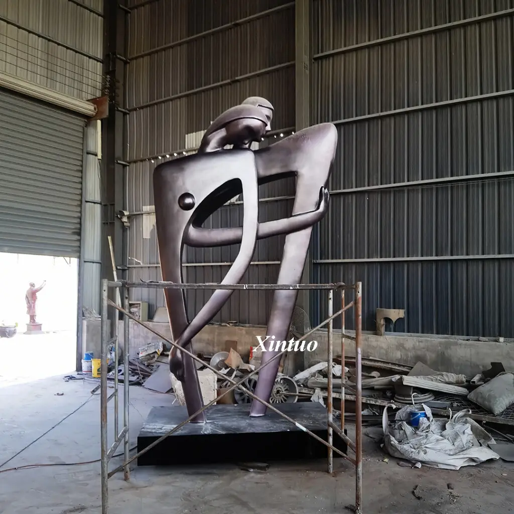 Abstract Metal Garden Sculptures