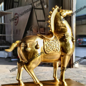 gold horse statue