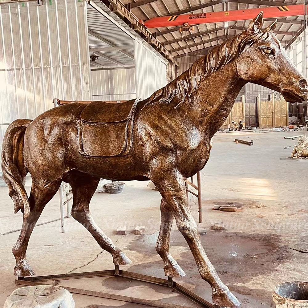 life size horse statue
