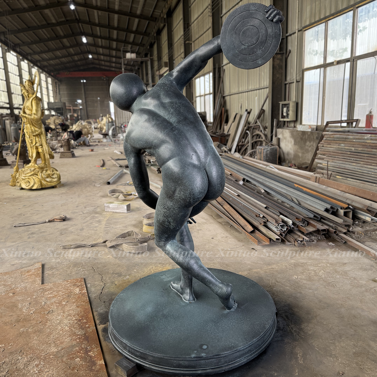 Monumental Bronze Sculpture 3 Monumental Bronze Sculpture 4