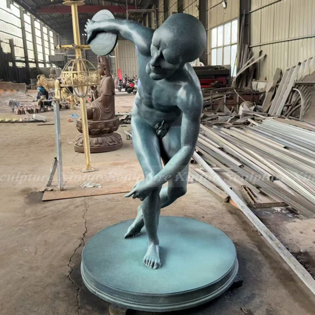 Underwater Bronze Sculpture by Xintuo Sculpture