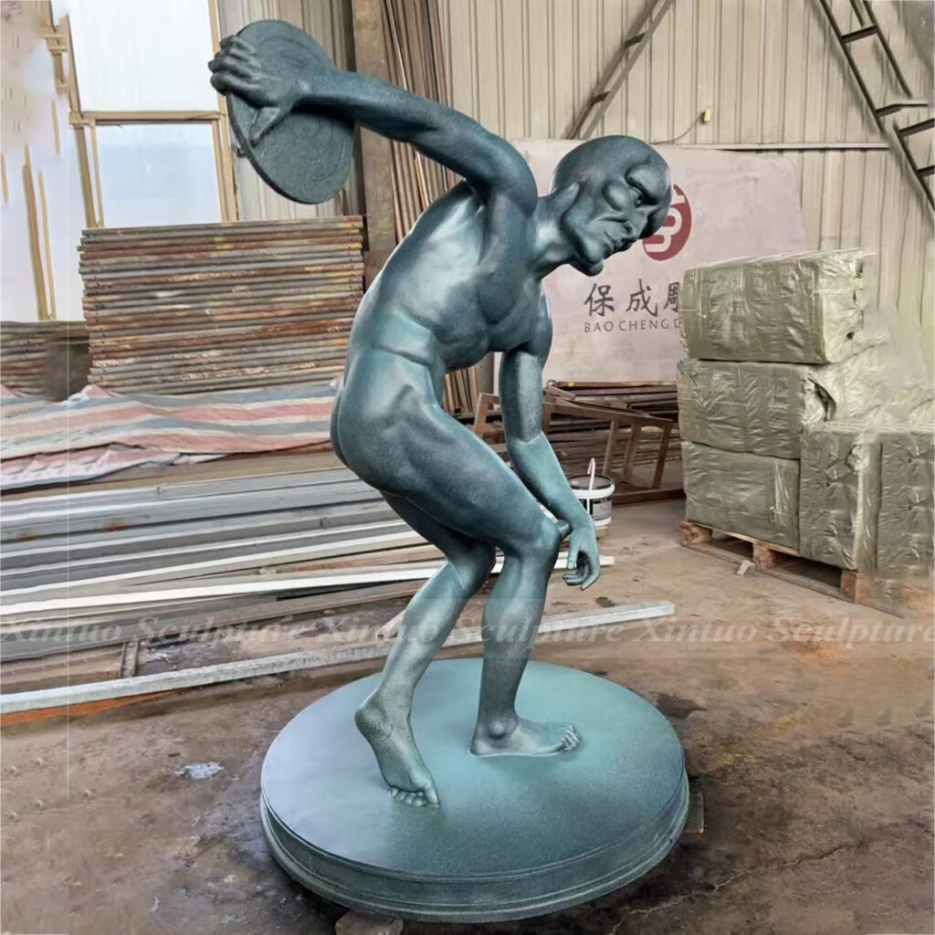 Underwater Bronze Sculpture by Xintuo Sculpture