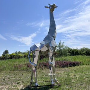 Large Outdoor Giraffe Statue