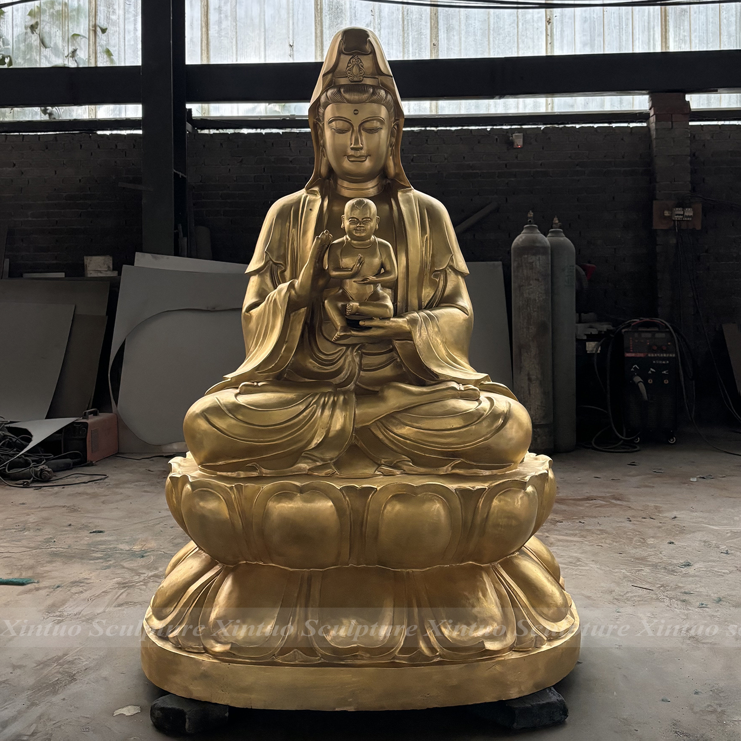 Child Giving Guanyin Statue Child Giving Guanyin Statue
