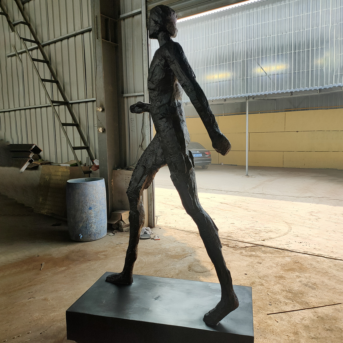Abstract Walking Sculpture