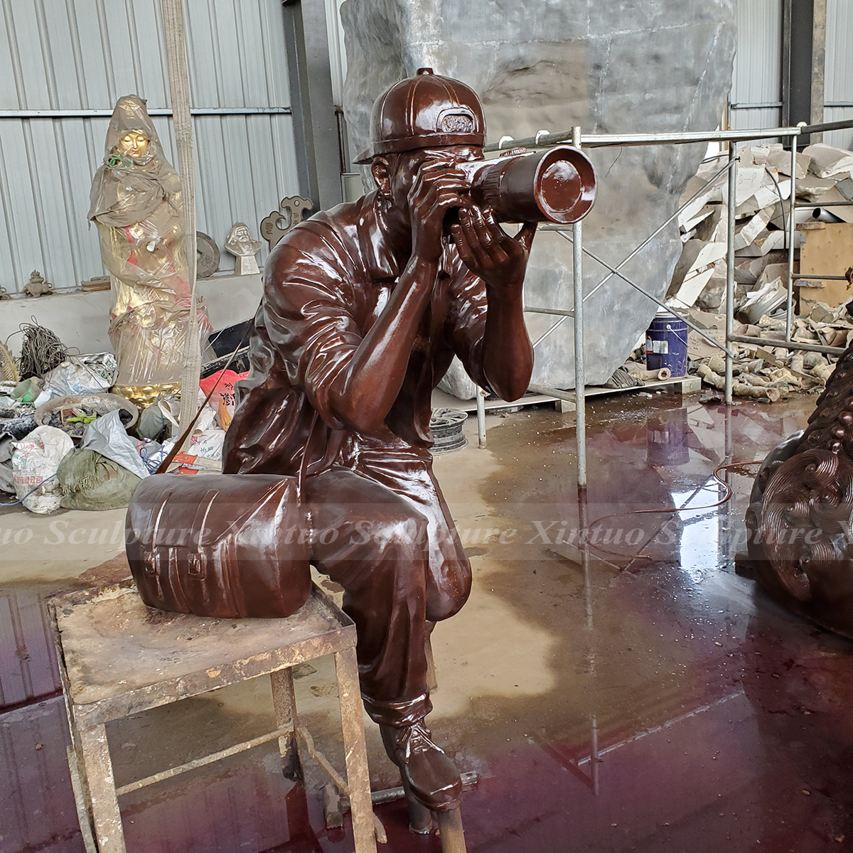 Bronze Photographer Statue