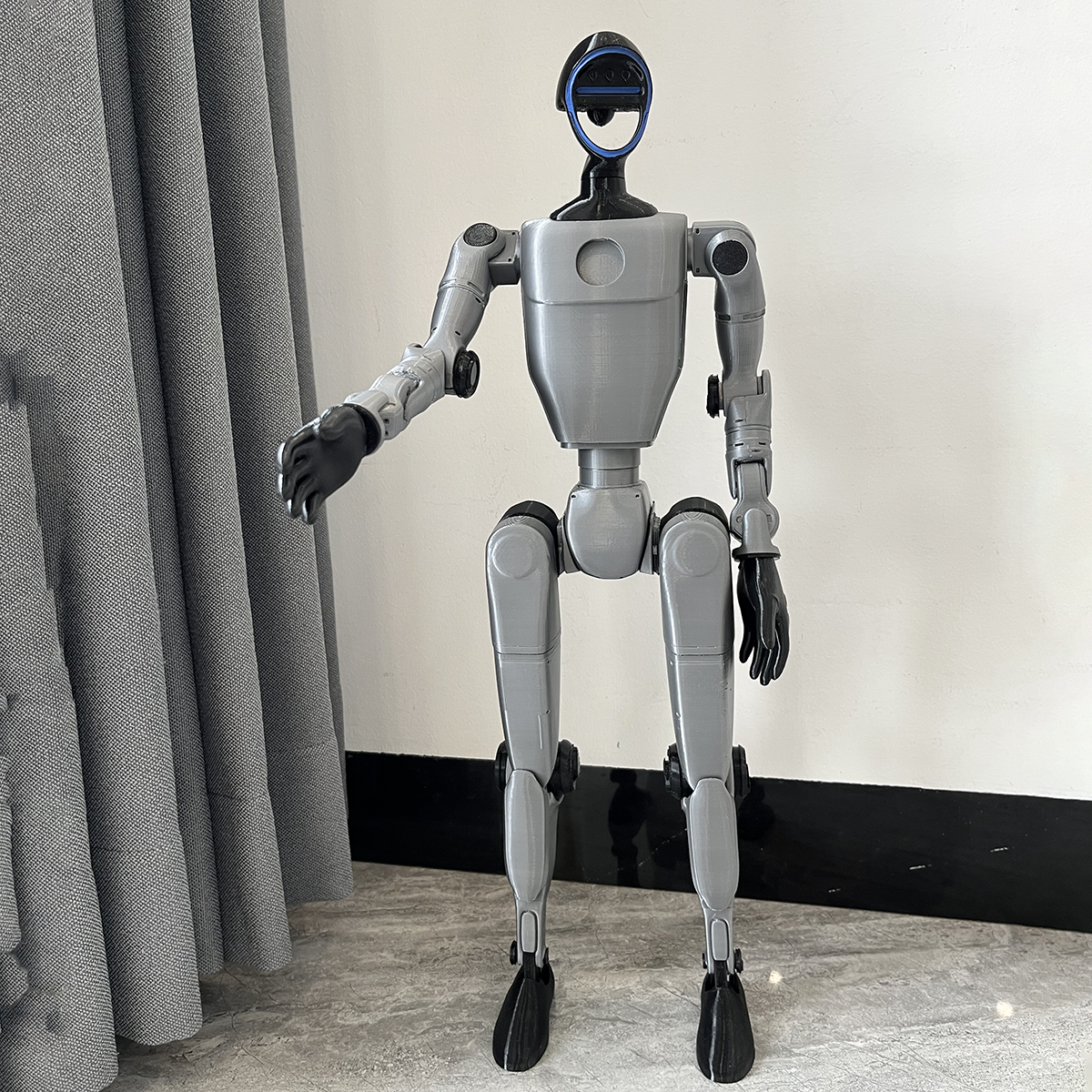 AI Robot Sculpture