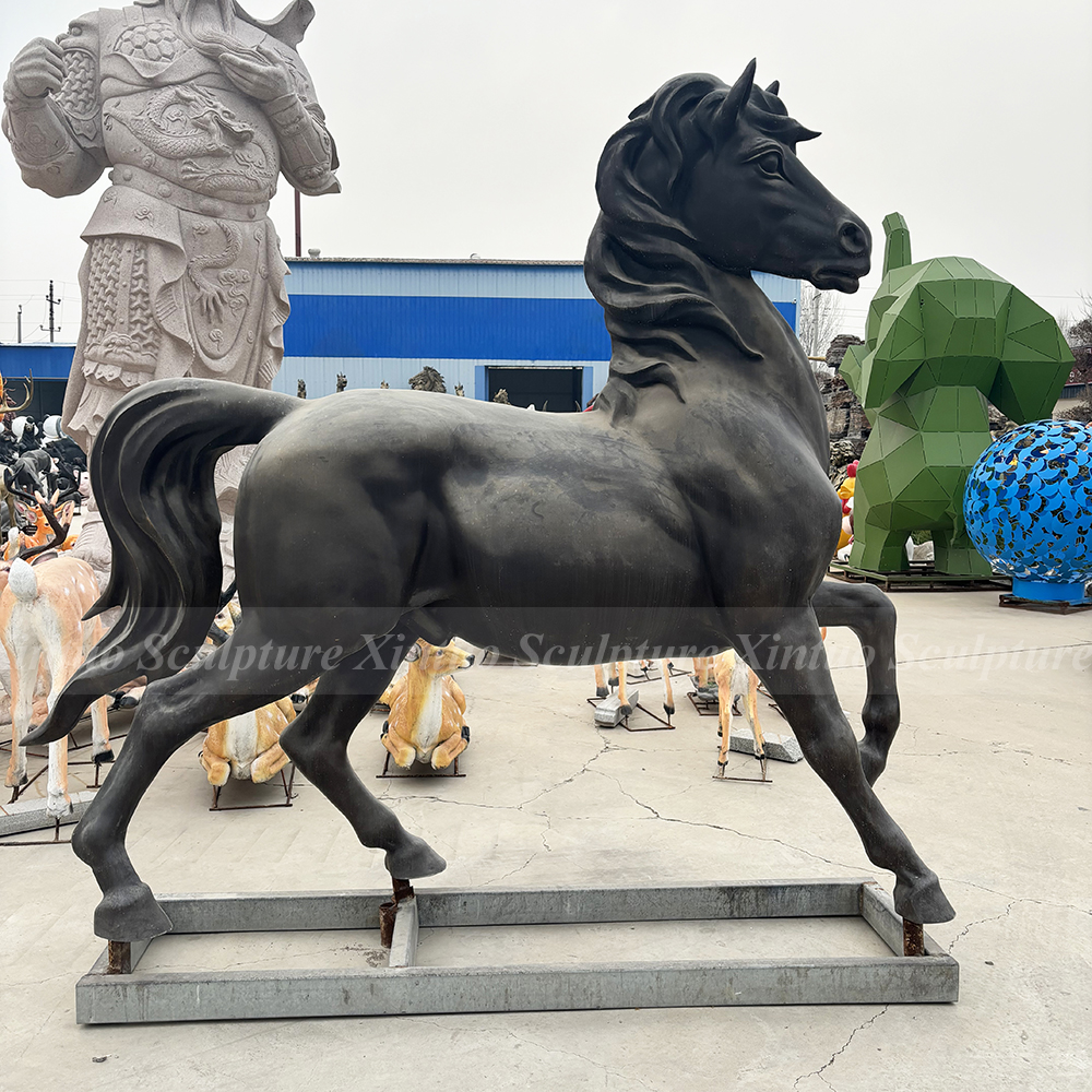 Walking Horse Statue Walking Horse Statue