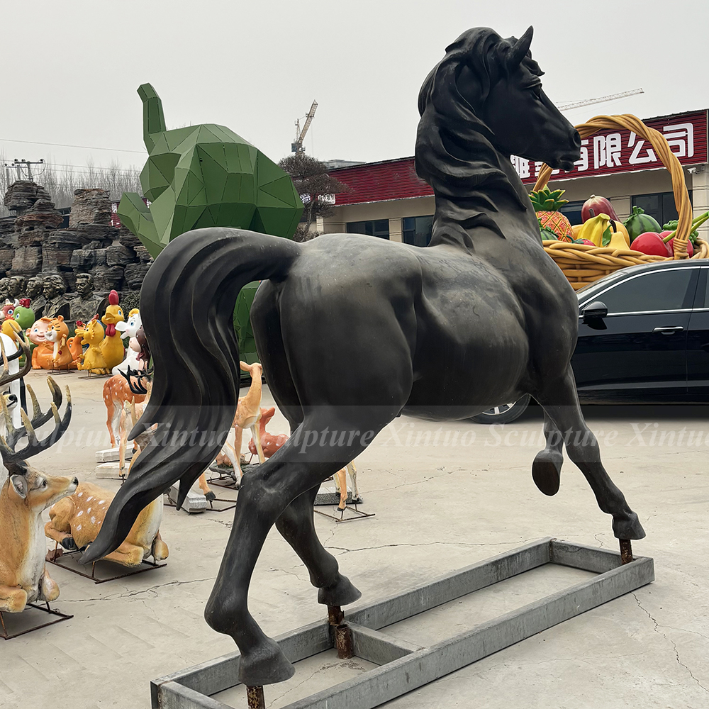 Walking Horse Statue Walking Horse Statue