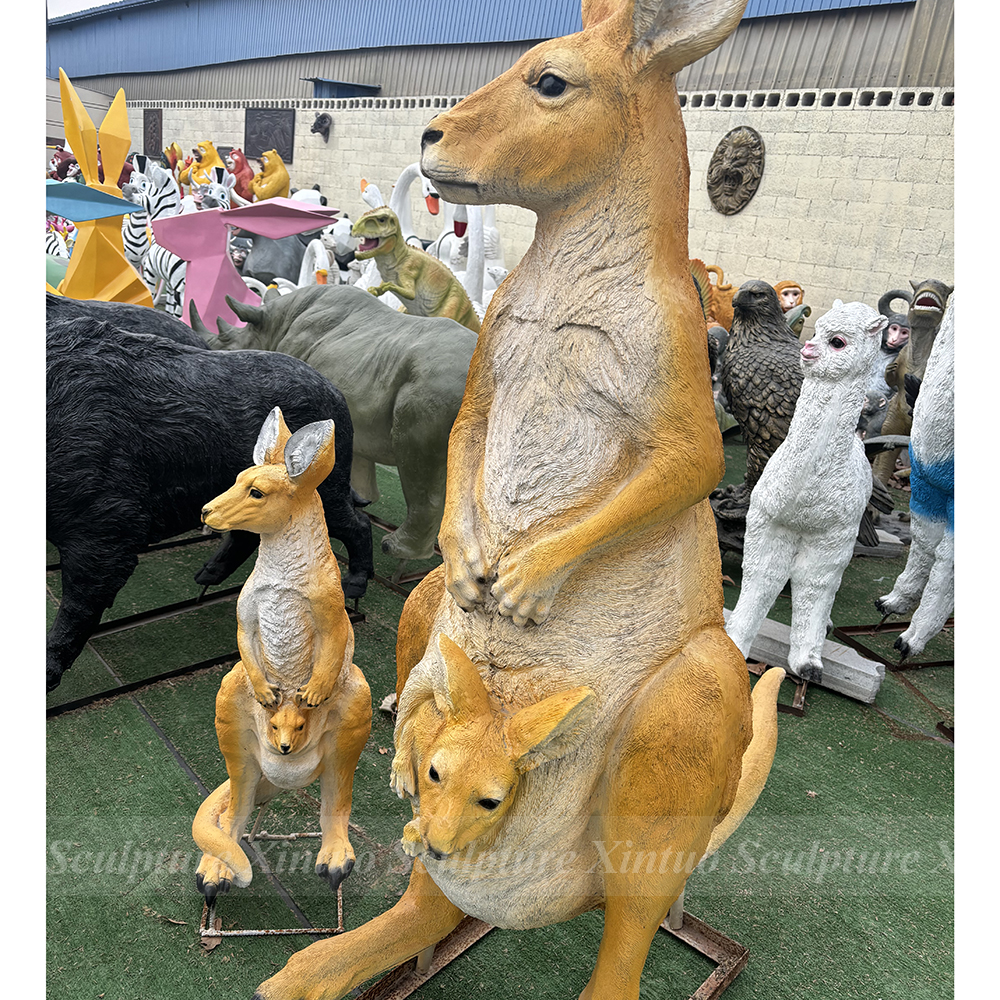Life Size Kangaroo Statue Life Size Kangaroo Statue